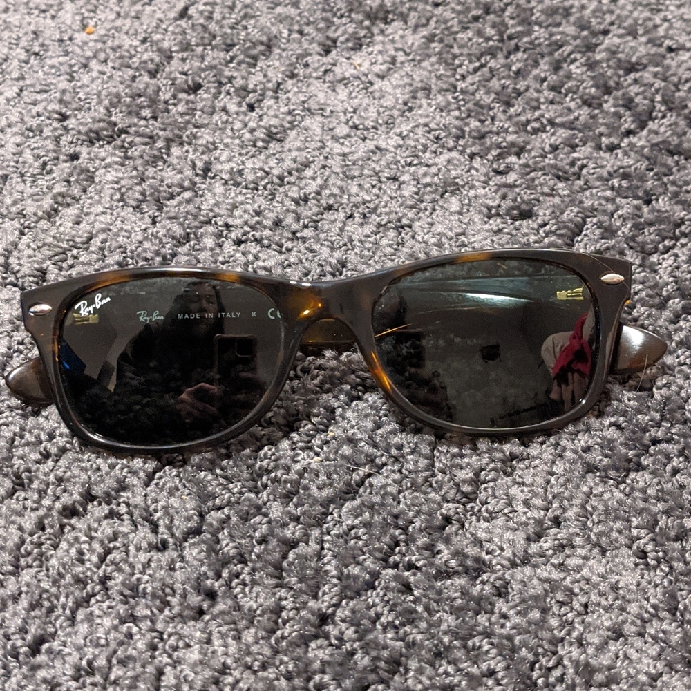 Authentic Ray-ban Wayfarer Sunglasses